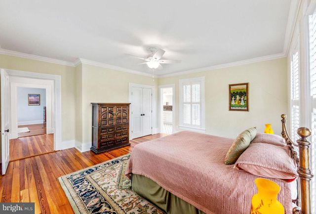 558 GAY ST, Washington, VA 22747