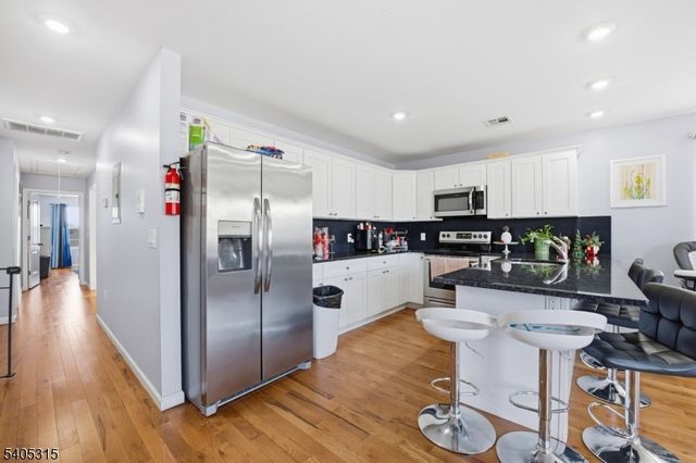 299 N 13Th St, Newark City, NJ 07107