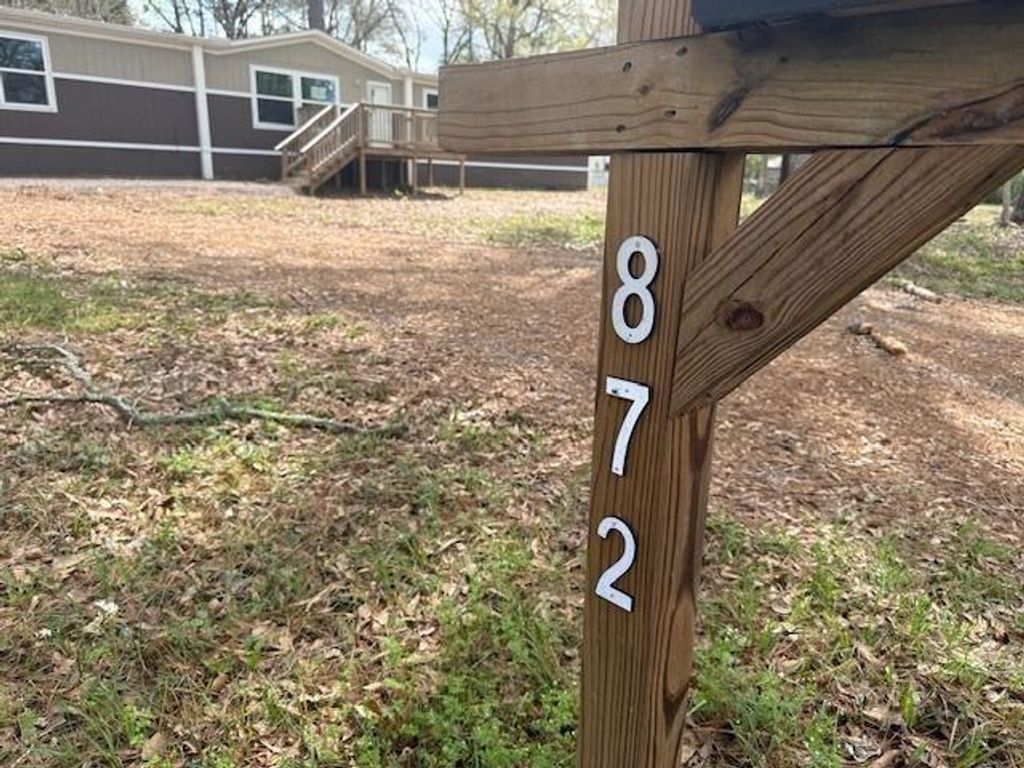 872 Twin Towers Road, Silsbee, TX 77656