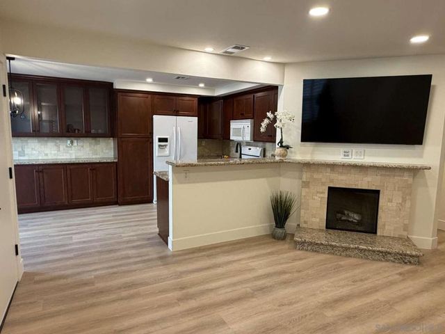 4463 Chase Drive 23, Huntington Beach, CA 92649