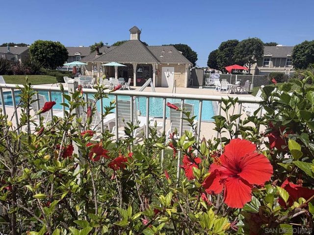 4463 Chase Drive 23, Huntington Beach, CA 92649