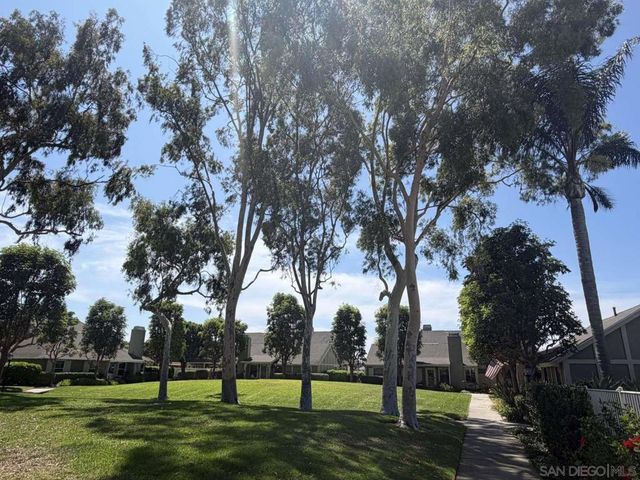 4463 Chase Drive 23, Huntington Beach, CA 92649