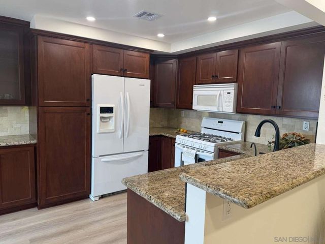 4463 Chase Drive 23, Huntington Beach, CA 92649