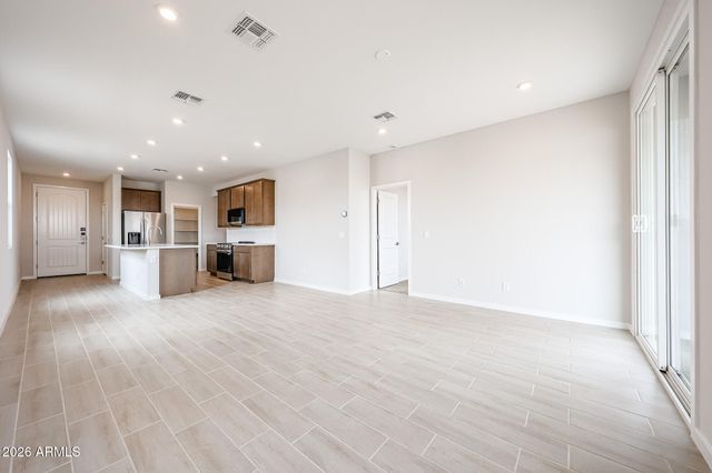 5832 E SIDEOATS Way, San Tan Valley, AZ 85143