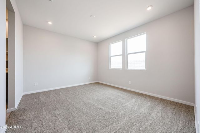 5832 E SIDEOATS Way, San Tan Valley, AZ 85143