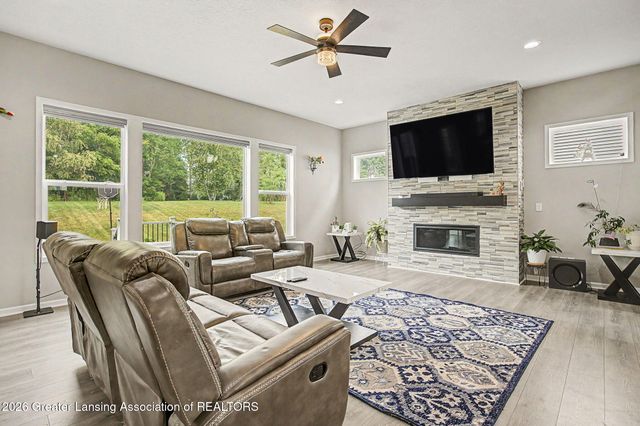 2952 Medinah Drive, Okemos, MI 48864