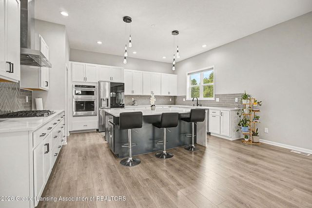 2952 Medinah Drive, Okemos, MI 48864