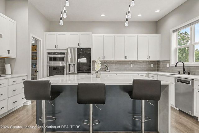2952 Medinah Drive, Okemos, MI 48864