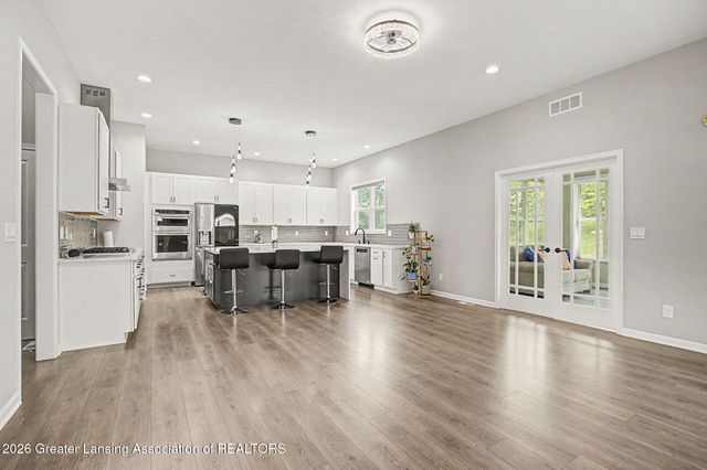 2952 Medinah Drive, Okemos, MI 48864