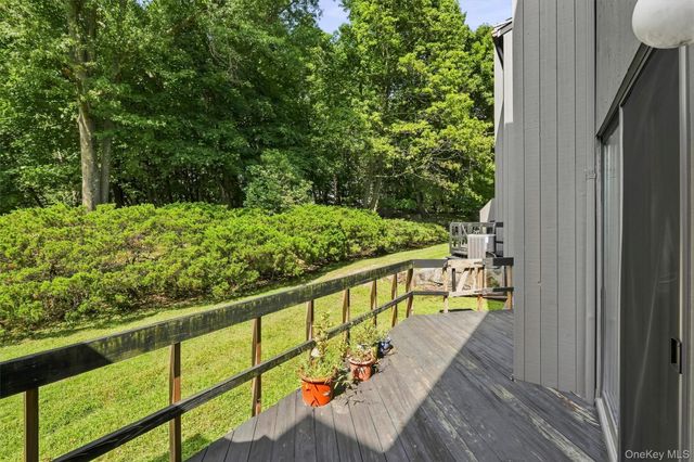 144 Stone Oaks Drive, Hartsdale, NY 10530