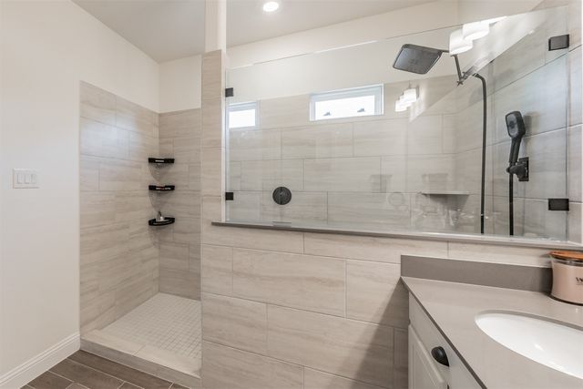 1041 Auburn Drive, Justin, TX 76247