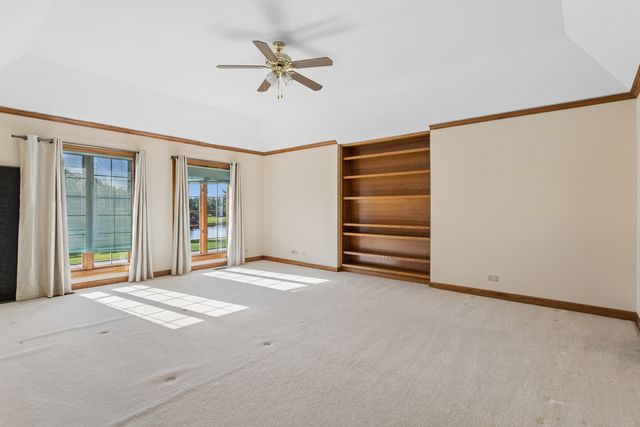 1901 Midwest Club Parkway, Oak Brook, IL 60523