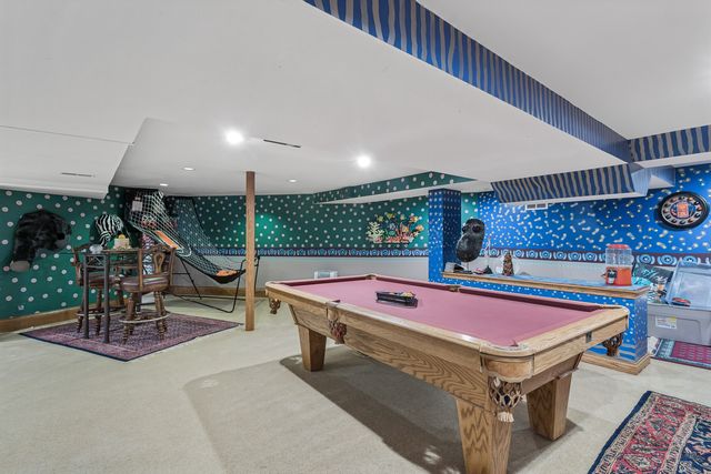 1901 Midwest Club Parkway, Oak Brook, IL 60523
