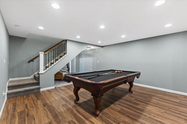 1683 Hunter ROAD, Waukesha, WI 53189