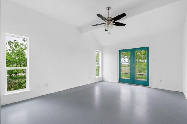 14325 S Turnersville RD, Buda, TX 78610