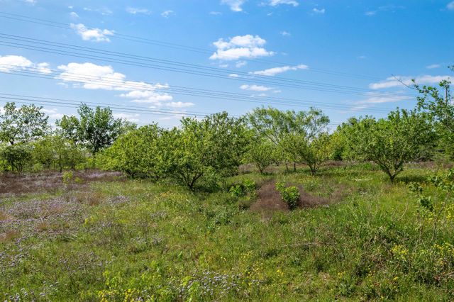 14325 S Turnersville RD, Buda, TX 78610