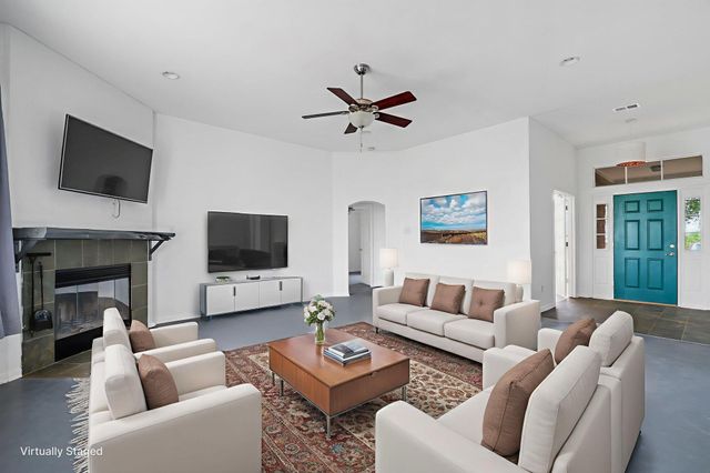 14325 S Turnersville RD, Buda, TX 78610