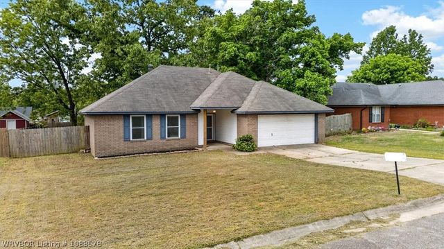2111 Aspen Terrace, Greenwood, AR 72936