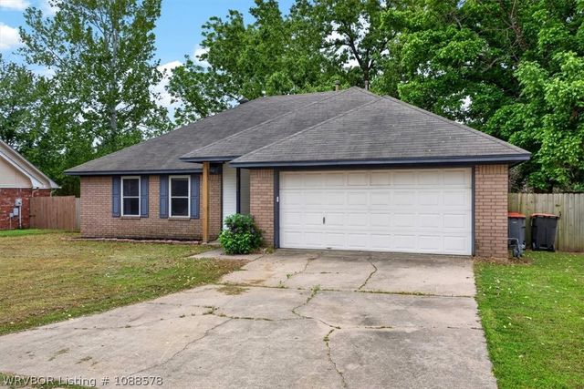 2111 Aspen Terrace, Greenwood, AR 72936