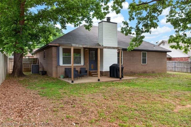 2111 Aspen Terrace, Greenwood, AR 72936