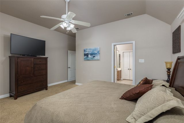 257 Reatta Drive, Decatur, TX 76234