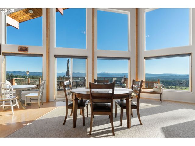 997 BURNT RIDGE Rd, Onalaska, WA 98570