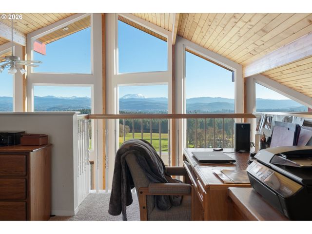 997 BURNT RIDGE Rd, Onalaska, WA 98570