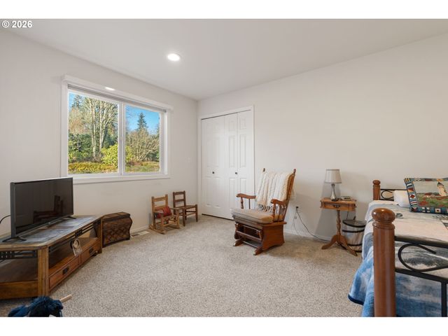 997 BURNT RIDGE Rd, Onalaska, WA 98570