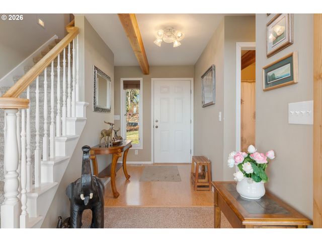 997 BURNT RIDGE Rd, Onalaska, WA 98570