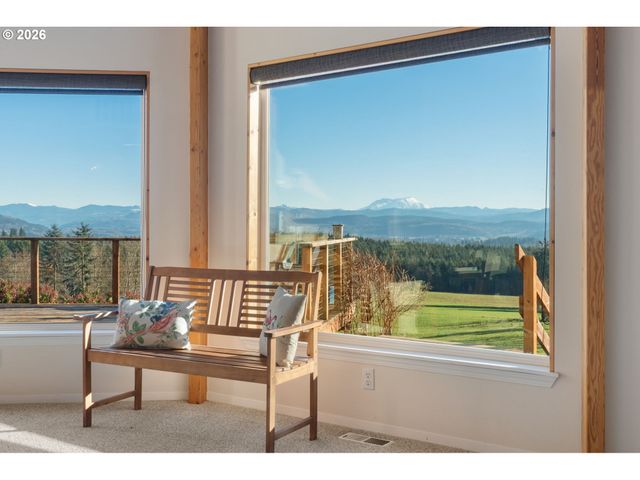 997 BURNT RIDGE Rd, Onalaska, WA 98570