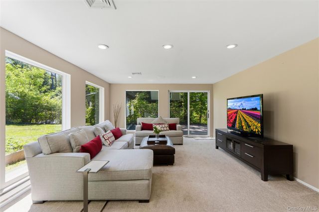 155 Birch Drive, East Hills, NY 11576