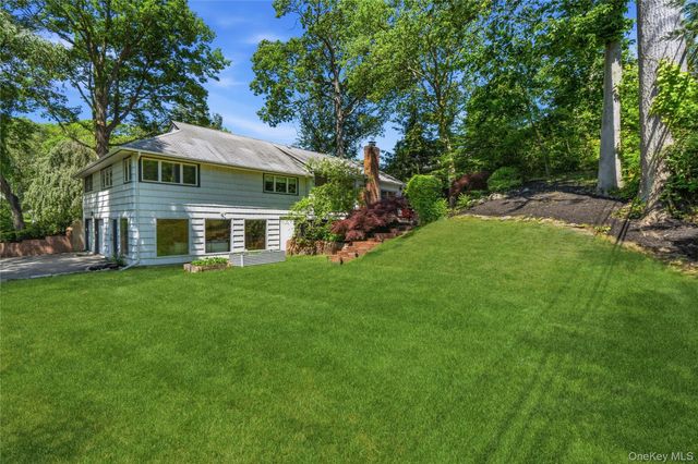 155 Birch Drive, East Hills, NY 11576