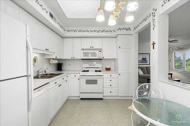 740 Creekside Drive 509, Mount Prospect, IL 60056