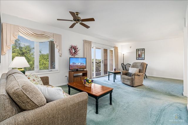740 Creekside Drive 509, Mount Prospect, IL 60056