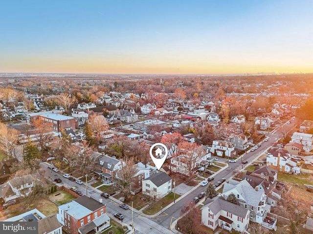 200 BARKER AVE, Sharon Hill, PA 19079