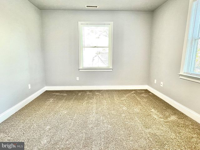 200 BARKER AVE, Sharon Hill, PA 19079