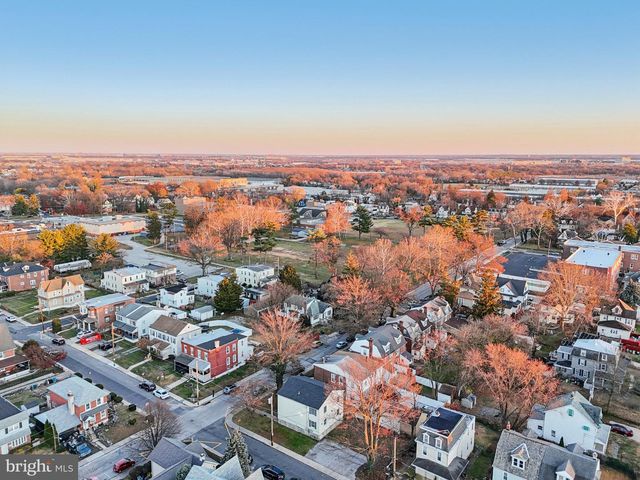 200 BARKER AVE, Sharon Hill, PA 19079