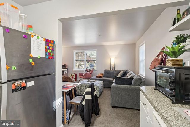 200 BARKER AVE, Sharon Hill, PA 19079