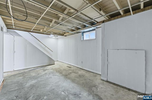 123 Newman Street, Metuchen, NJ 08840