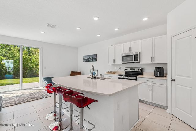 336 ANNIES Place, Jacksonville, FL 32218