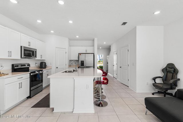 336 ANNIES Place, Jacksonville, FL 32218