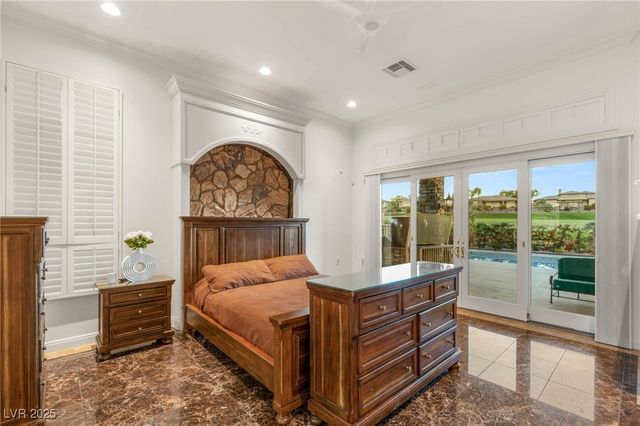 15 Knob Oak Drive, Henderson, NV 89052