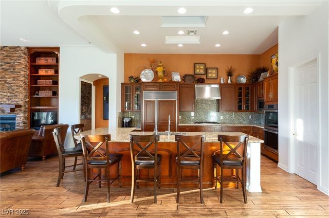 15 Knob Oak Drive, Henderson, NV 89052