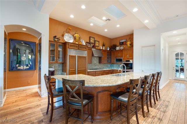 15 Knob Oak Drive, Henderson, NV 89052