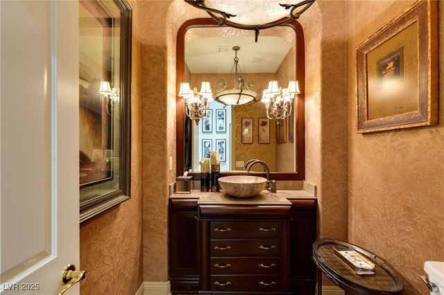 15 Knob Oak Drive, Henderson, NV 89052