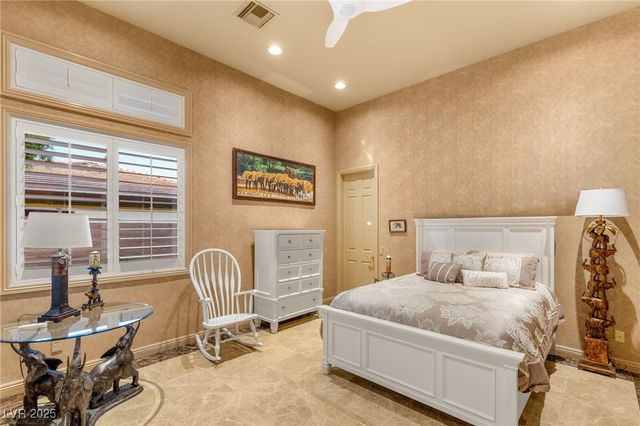 15 Knob Oak Drive, Henderson, NV 89052