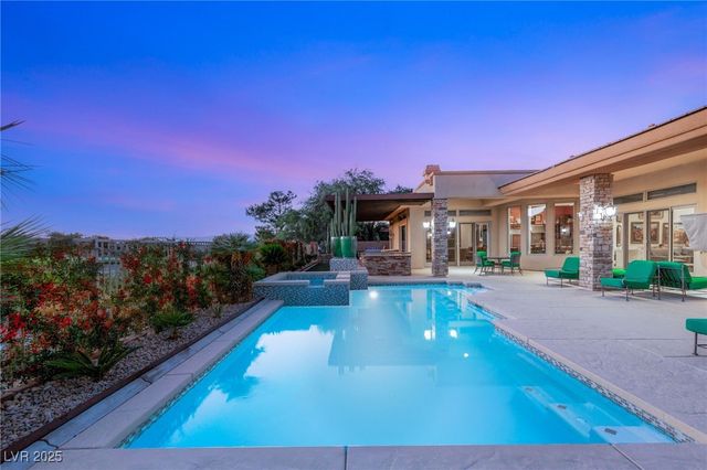 15 Knob Oak Drive, Henderson, NV 89052