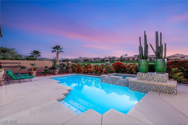 15 Knob Oak Drive, Henderson, NV 89052