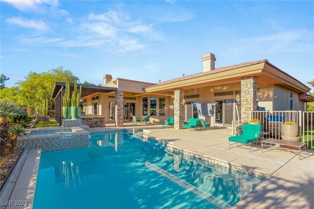 15 Knob Oak Drive, Henderson, NV 89052