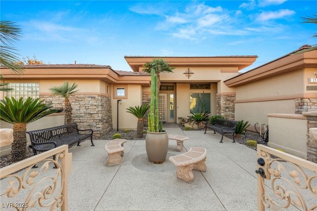15 Knob Oak Drive, Henderson, NV 89052